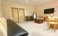 Lobi 5 OYO Home 90381 Chaah Homestay 3