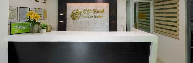 Lobby RedDoorz @ JQV HOTEL Camarin Caloocan.