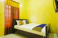 Kamar Tidur OYO 91111 Als Hotel