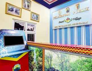 Lobi 2 OYO Homes 91089 Desa Wisata Air Terjun Way Kalam Syariah