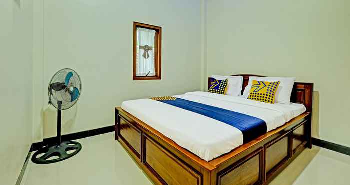 Bedroom OYO Home 91095 Desa Wisata Conto