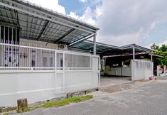 外観 2 OYO 91093 Guest House 513 Syariah