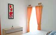 Bedroom 5 Adiwarna Homestay Batu