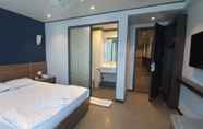 Phòng ngủ 6 Cloud9 Premium Hotel Quang Trung