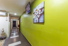 로비 7 33 Star Hotel