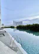 SWIMMING_POOL UNA Serviced Apartment by Moka