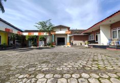 Bangunan 4 SPOT ON 91105 Hotel Salsabila