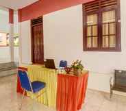 Lobi 7 OYO 91101 Homestay Desa Wisata Marinsow