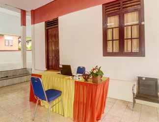 Lobi 2 OYO 91101 Homestay Desa Wisata Marinsow