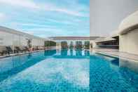 Swimming Pool Centara Riverside Hotel Chiang Mai