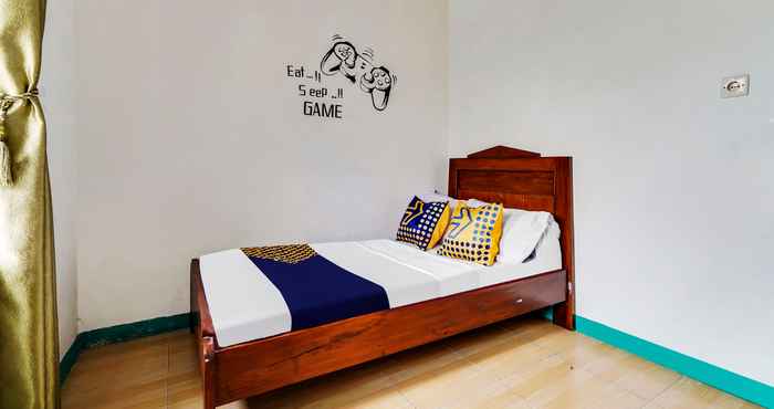 Bedroom OYO Home 91128 Desa Wisata Lebakmuncang Ciwidey Syariah