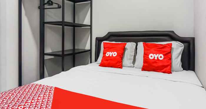 Bedroom Collection O 91131 New V1 Hotel Near Stasiun Mangga Besar