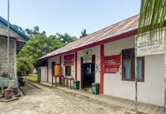 Bangunan 2 OYO Homes 91148 Homesstay Desa Wisata Bahoi Near Ekowisata Mangrove Desa Bahoi