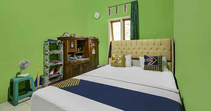 Bedroom SPOT ON 91153 Desa Wisata Kawasen