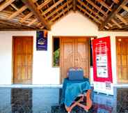 Lobby 6 SPOT ON 91154 Desa Wisata Wayang Manyaran Wonogiri