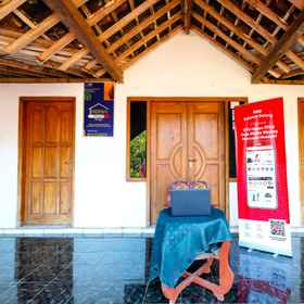 Lobby 6 SPOT ON 91154 Desa Wisata Wayang Manyaran Wonogiri, Pura Pucak Jagad Spiritual Wonogiri Hotels
