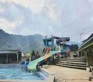 Swimming Pool 4 Pemandian Air Panas dan Penginapan Green Suta