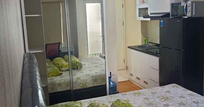 Bedroom Springlake Apartement Studio with Double Bed by MDN PRO