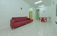 Lobi 5 OYO Home 90469 Homestay Changlun Star