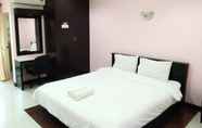 Kamar Tidur 3 OYO 75399 Choktipparat Place