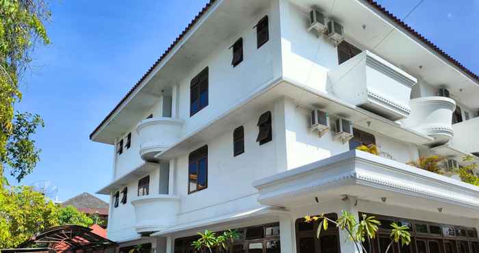 Exterior Wisma Hari Kota