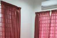 Lainnya OYO Home 90496 Delima Homestay