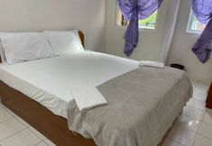 Bedroom 3 OYO 90514 Habeeb Lodge Sandakan