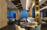 ร้านอาหาร 6 Platinum Hotel Tunjungan Surabaya