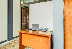 Lobi 6 SPOT ON 91186 Losmen Yanti