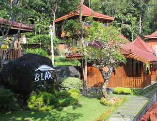 Bangunan 2 Blarak Villa