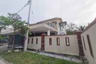 ภายนอกอาคาร OYO Homes 90524 D'j Pegaso Serom Homestay