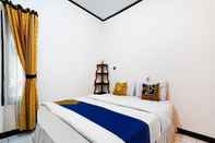 Bedroom SPOT ON 91185 Paseban House