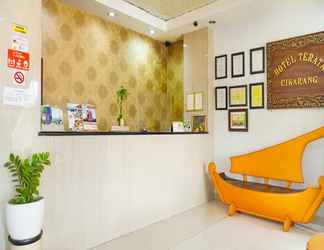 Sảnh chờ 2 Super OYO 91188 Hotel Teratai Cikarang