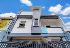 외관 4 SPOT ON 91190 Pondok Bijaksana