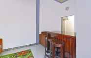 Lobi 5 OYO 91192 Homestay Antara