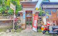 Luar Bangunan 5 OYO 91208 Suana Guest House