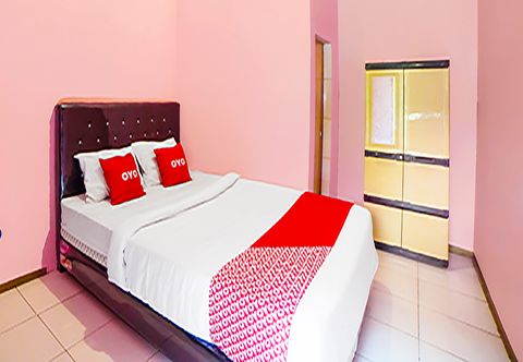 Bedroom OYO 91234 Aladinmar 2