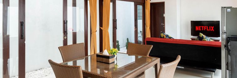 로비 Omkara Kuta Villa