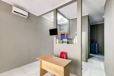 Lobi OYO Life 91239 Kost Rosandy House Yogyakarta