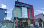 Exterior 4 OYO Flagship 91245 Rika Hotel Makassar