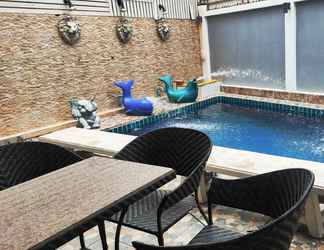 Lobi 2 Exotica Pool Villa Encore