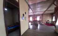 Ruang untuk Umum 5  OYO HOMES 91248 Desa Wisata Banding Agung Danau Ranau