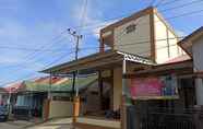 Bangunan 2 SPOT ON 91249 Baroqah Guest House