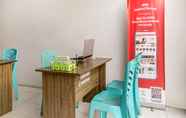 Lobby 7 OYO HOMES 91255 Desa Wisata Embung Purworejo