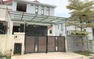 ภายนอกอาคาร 2 OYO Home 90532 Casa Azlinda Muslim Homestay Ii