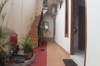 Common Space OYO 91264 Homestay Ngasem 83