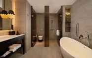 In-room Bathroom 6 Padma Hotel Semarang