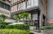 ภายนอกอาคาร 3 Seekers Finders Rama IV Hotel, SureStay Collection by Best Western 