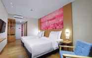 Kamar Tidur 6 favehotel Nagoya - Batam