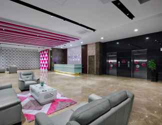 Lobby 2 favehotel Nagoya - Batam